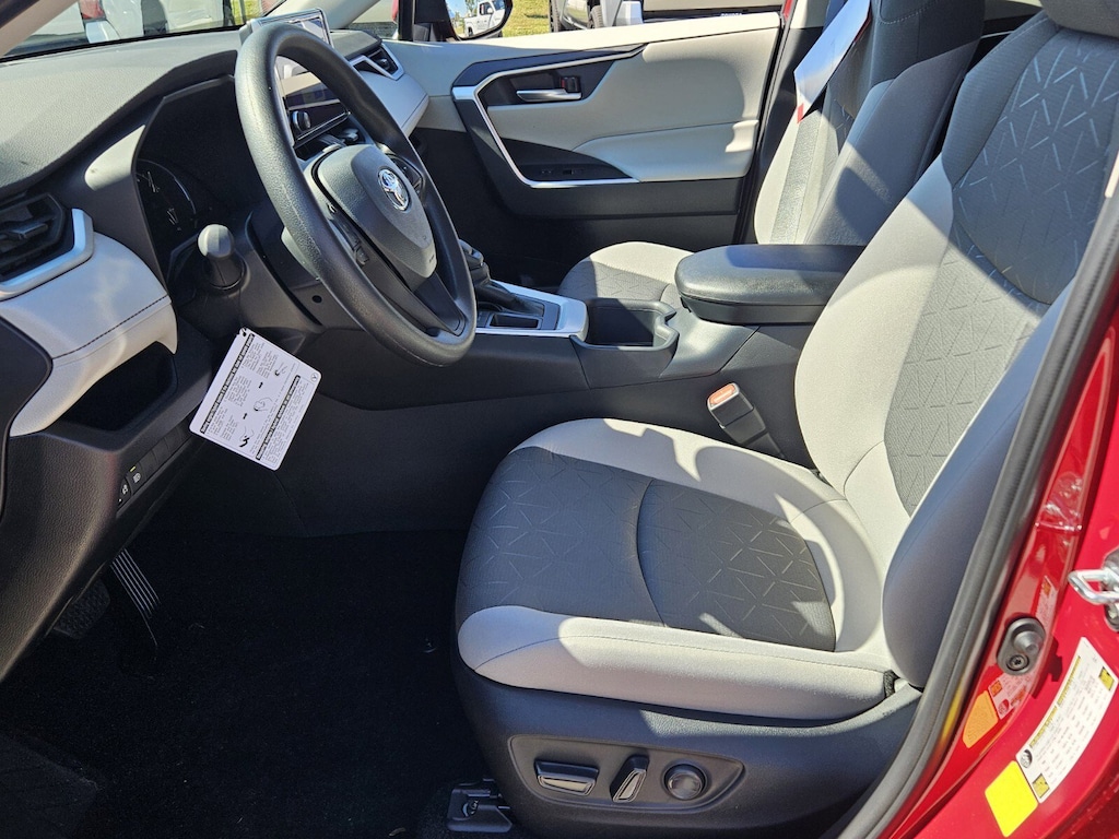New 2025 Toyota RAV4 XLE XLE FWD SUV