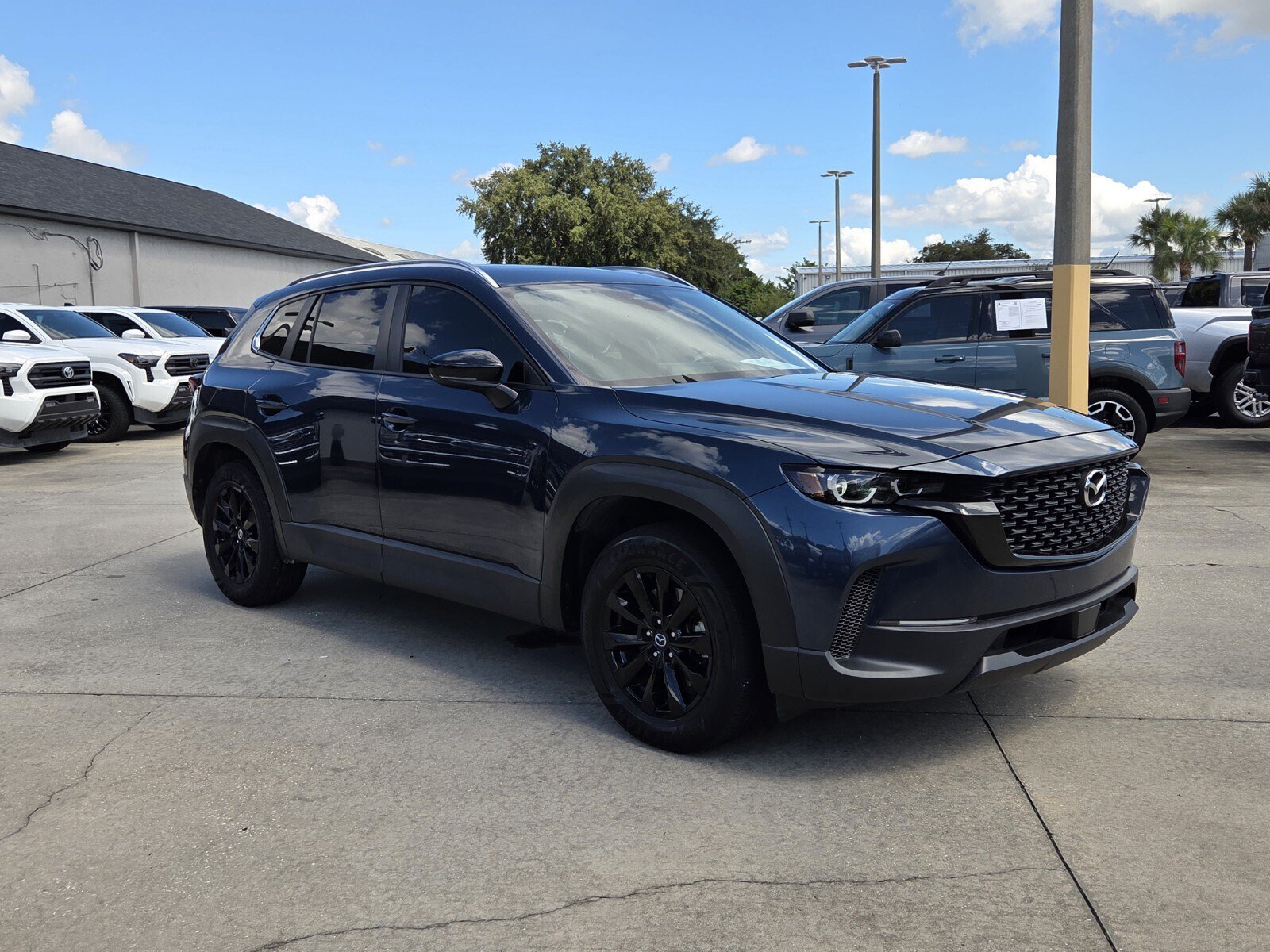 2025 Mazda CX-50 Premium