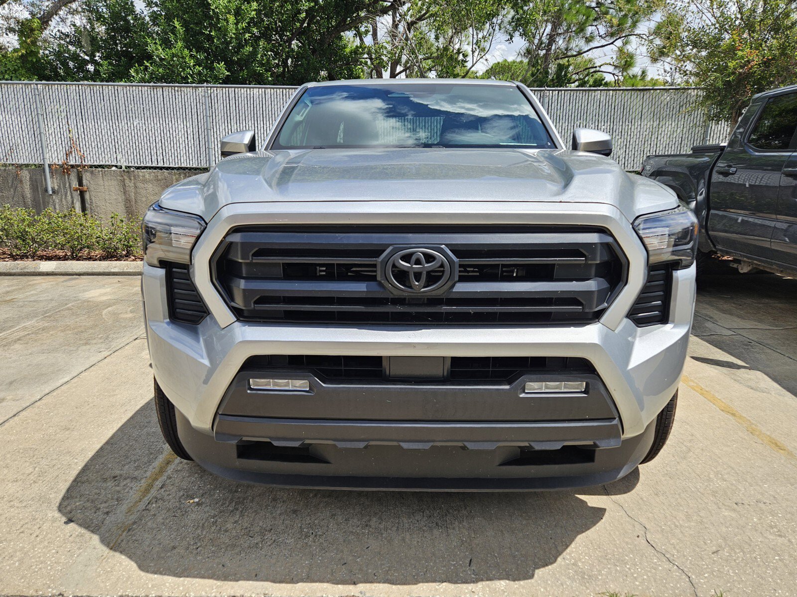 2024 Toyota Tacoma SR5 photo 2