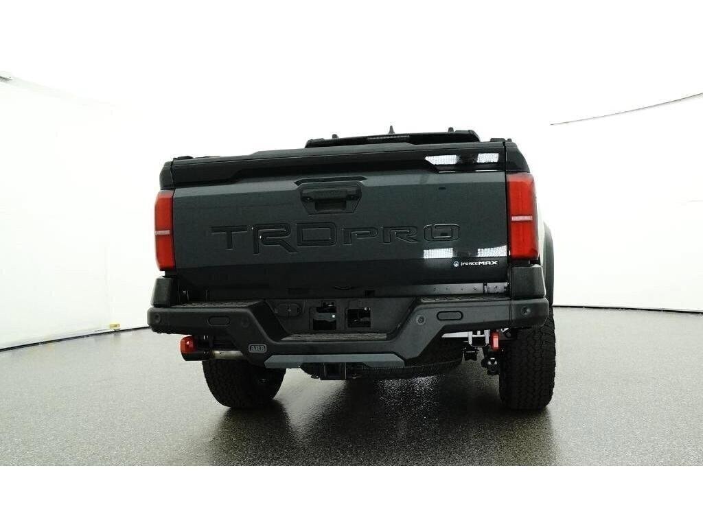 2026 Toyota Tacoma TRD Pro - Photo 23