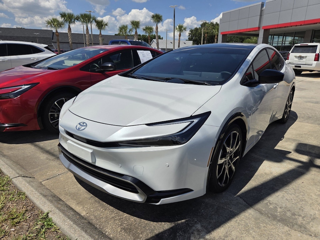 Used 2024 Toyota Prius Prime XSE Premium Hatchback