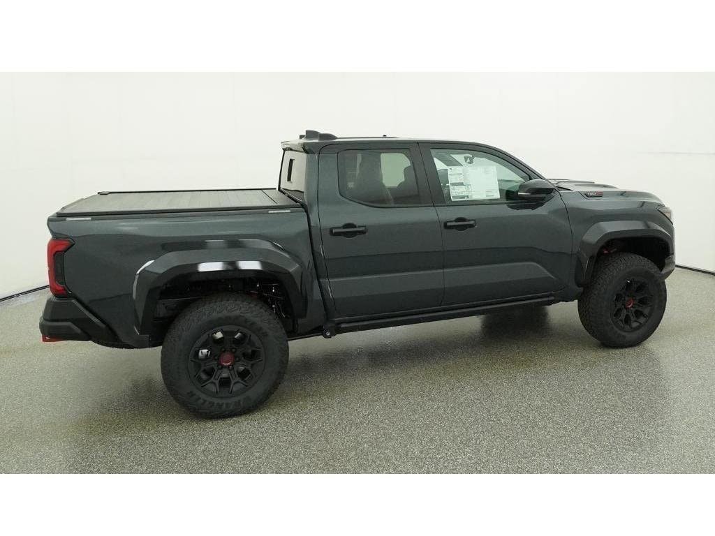 2026 Toyota Tacoma TRD Pro - Photo 10