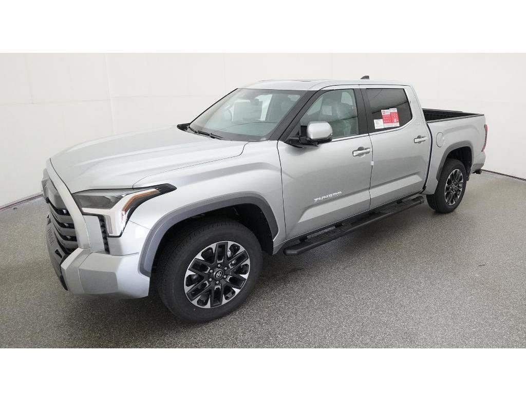 New 2026 Toyota Tundra Limited LIMITED CREWMAX 5.5