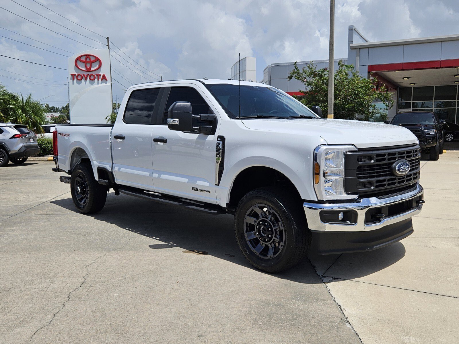 2024 Ford F-350 Truck Crew Cab 