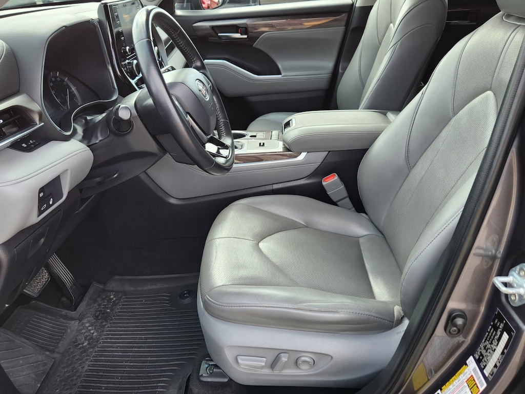 Certified 2021 Toyota Highlander Limited SUV
