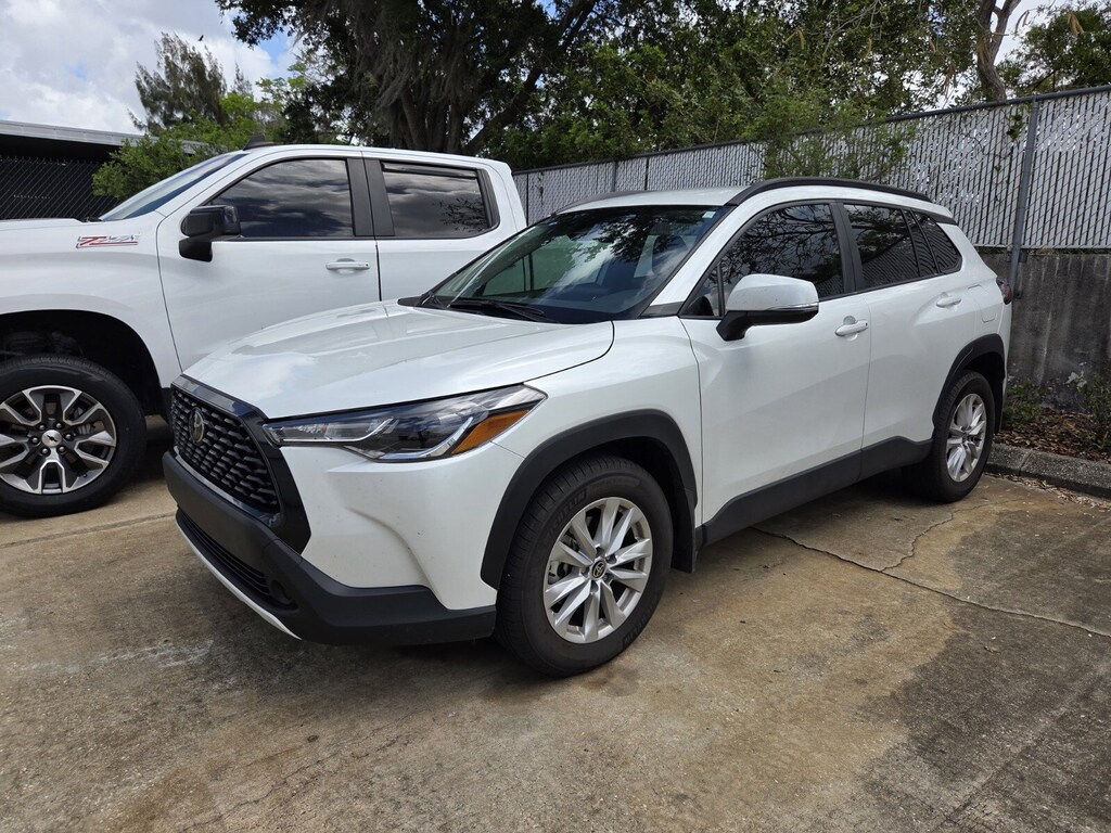 Used 2023 Toyota Corolla Cross LE SUV