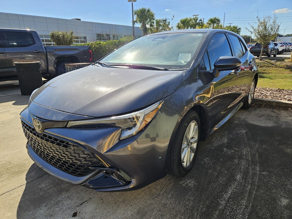 2024 Toyota Corolla SE photo 2