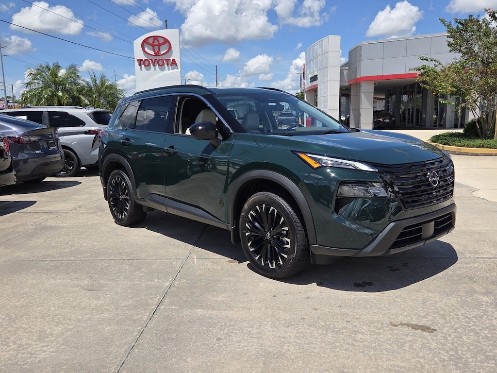 Used 2026 Nissan Rogue Dark Armor SUV