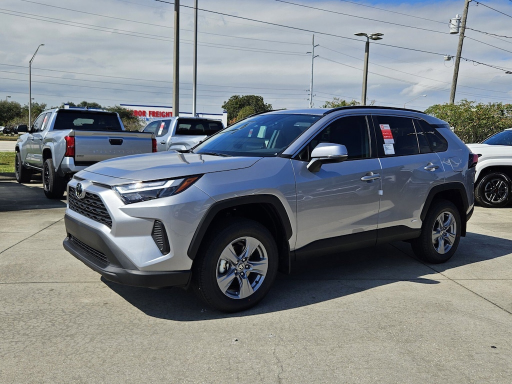 New 2025 Toyota RAV4 Hybrid XLE XLE AWD SUV