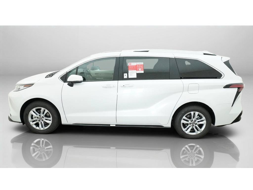 New 2026 Toyota Sienna Limited 7 PASSENGER