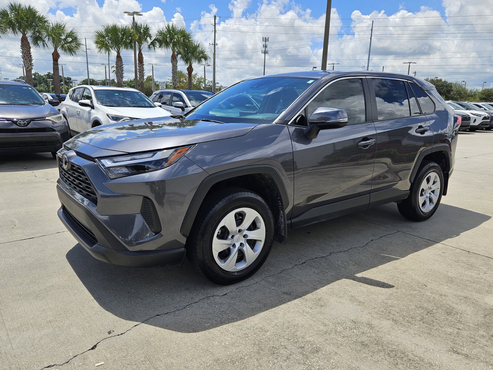 2024 Toyota RAV4 LE photo 3