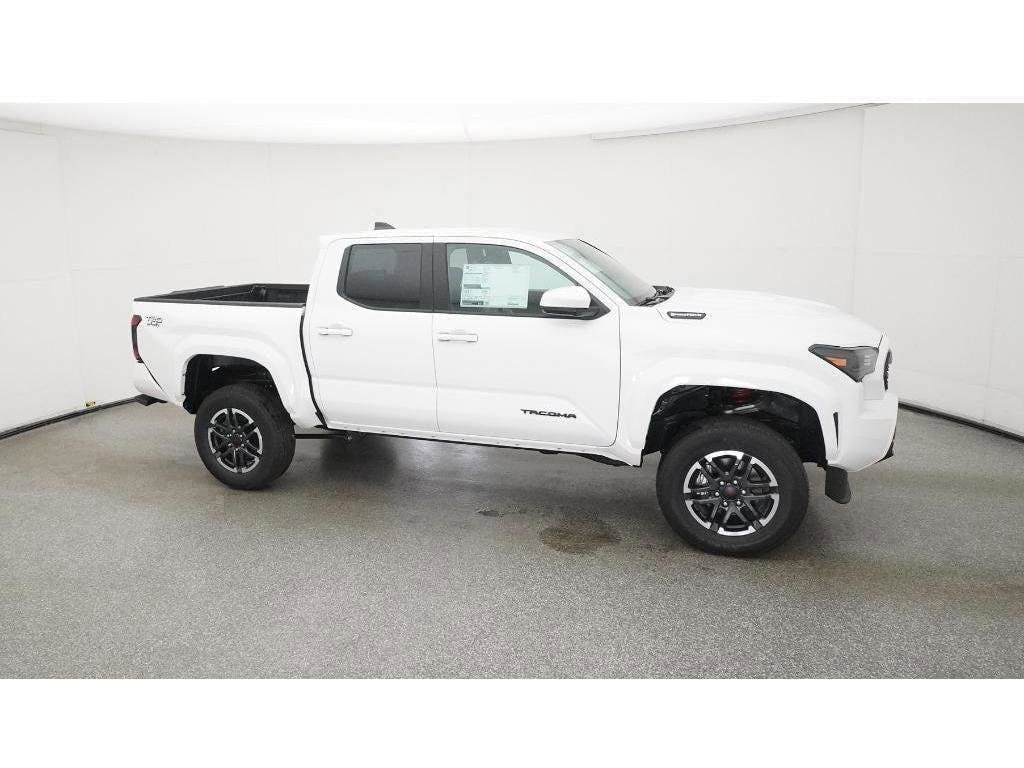 2025 Toyota Tacoma TRD Sport - Photo 12