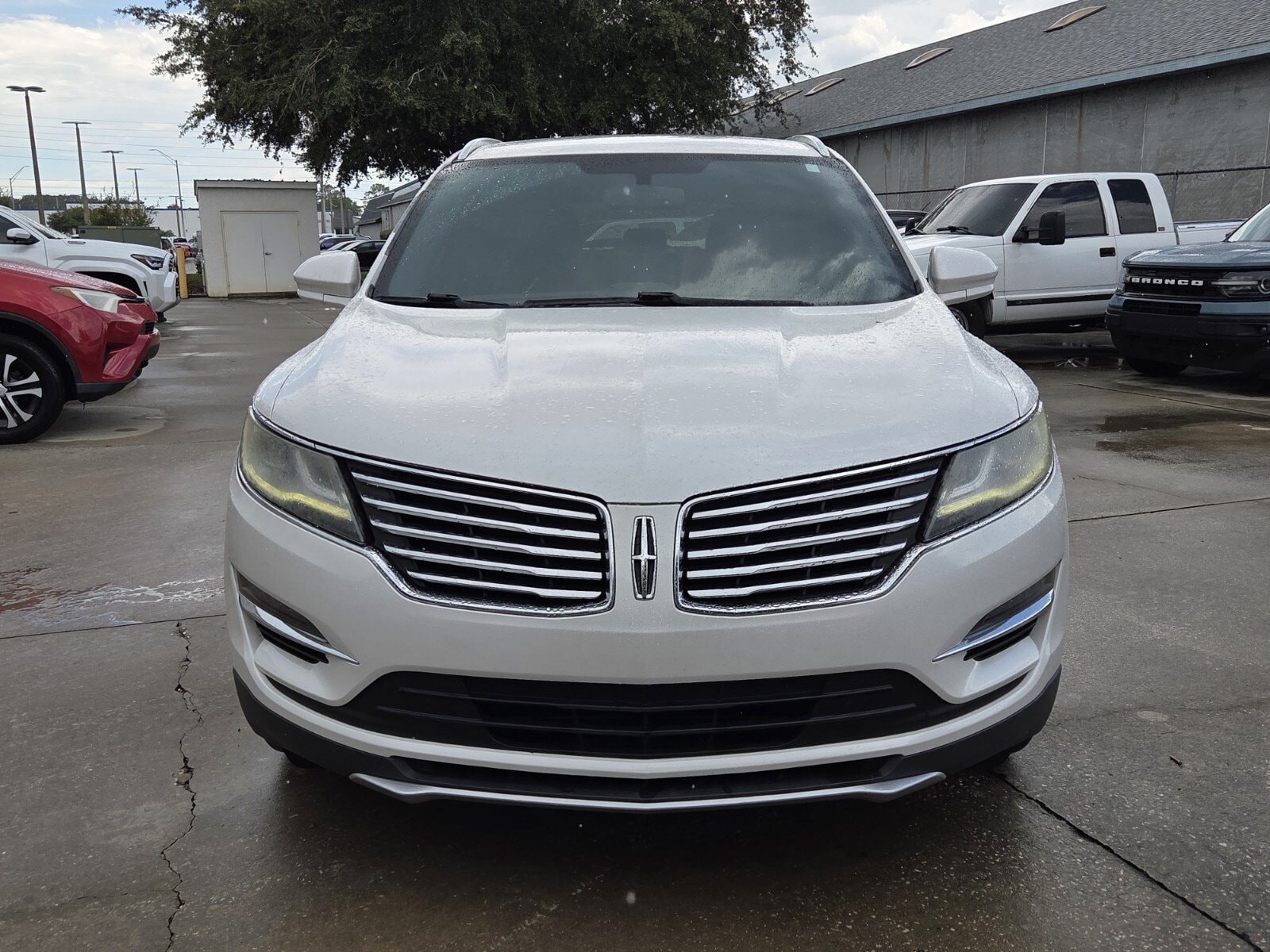 Used 2017 Lincoln MKC Premiere with VIN 5LMCJ1C91HUL31063 for sale in Sebring, FL