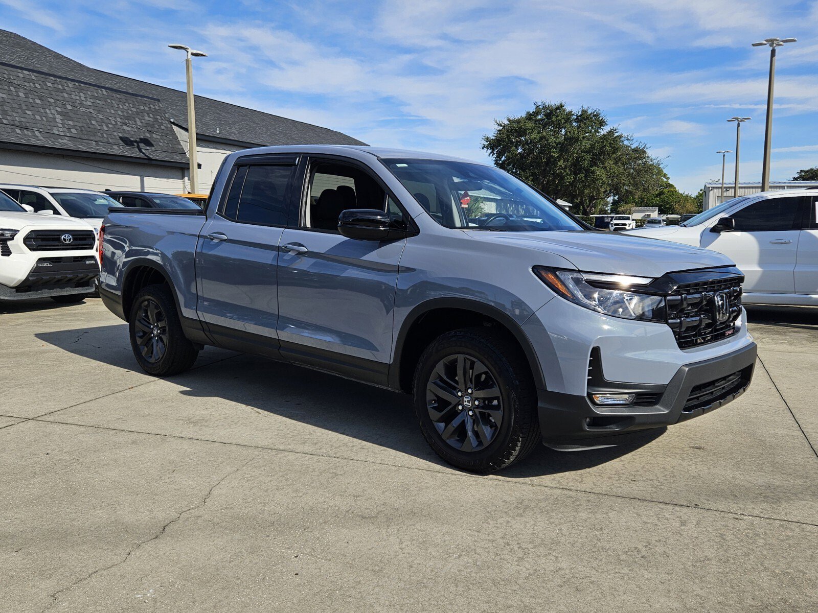 2024 Honda Ridgeline Sport's photo