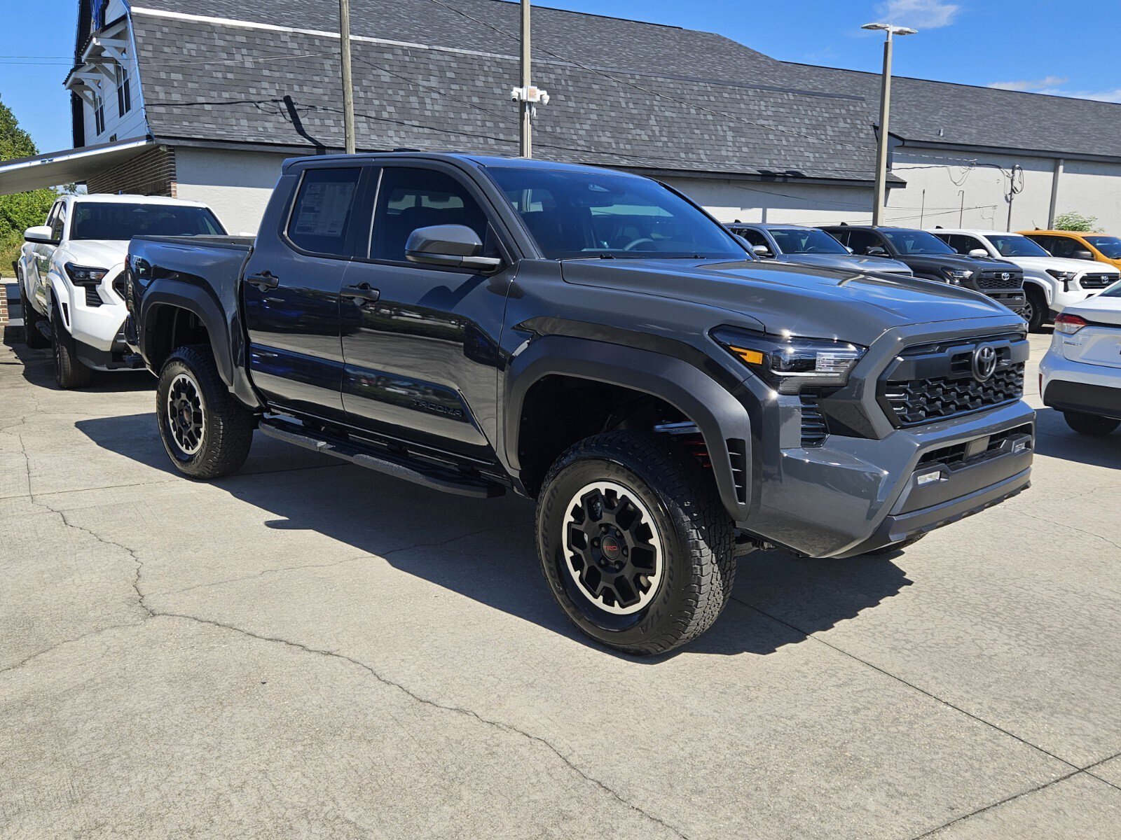 2025 Toyota Tacoma TRD Off Road's photo