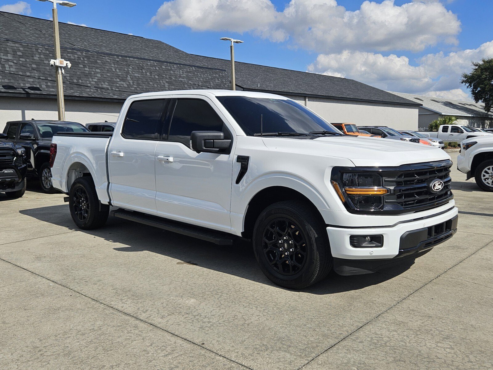 2024 Ford F-150 XLT's photo