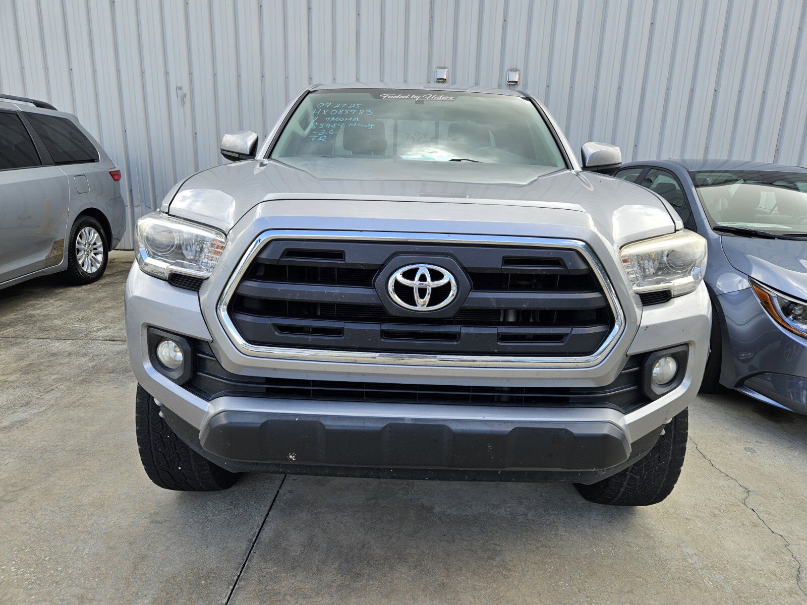 2017 Toyota Tacoma SR photo 2
