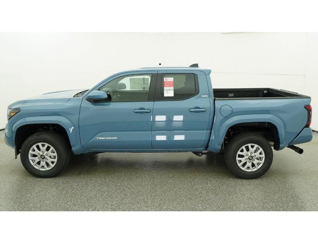 New 2026 Toyota Tacoma SR5 4X4 DOUBLE CAB