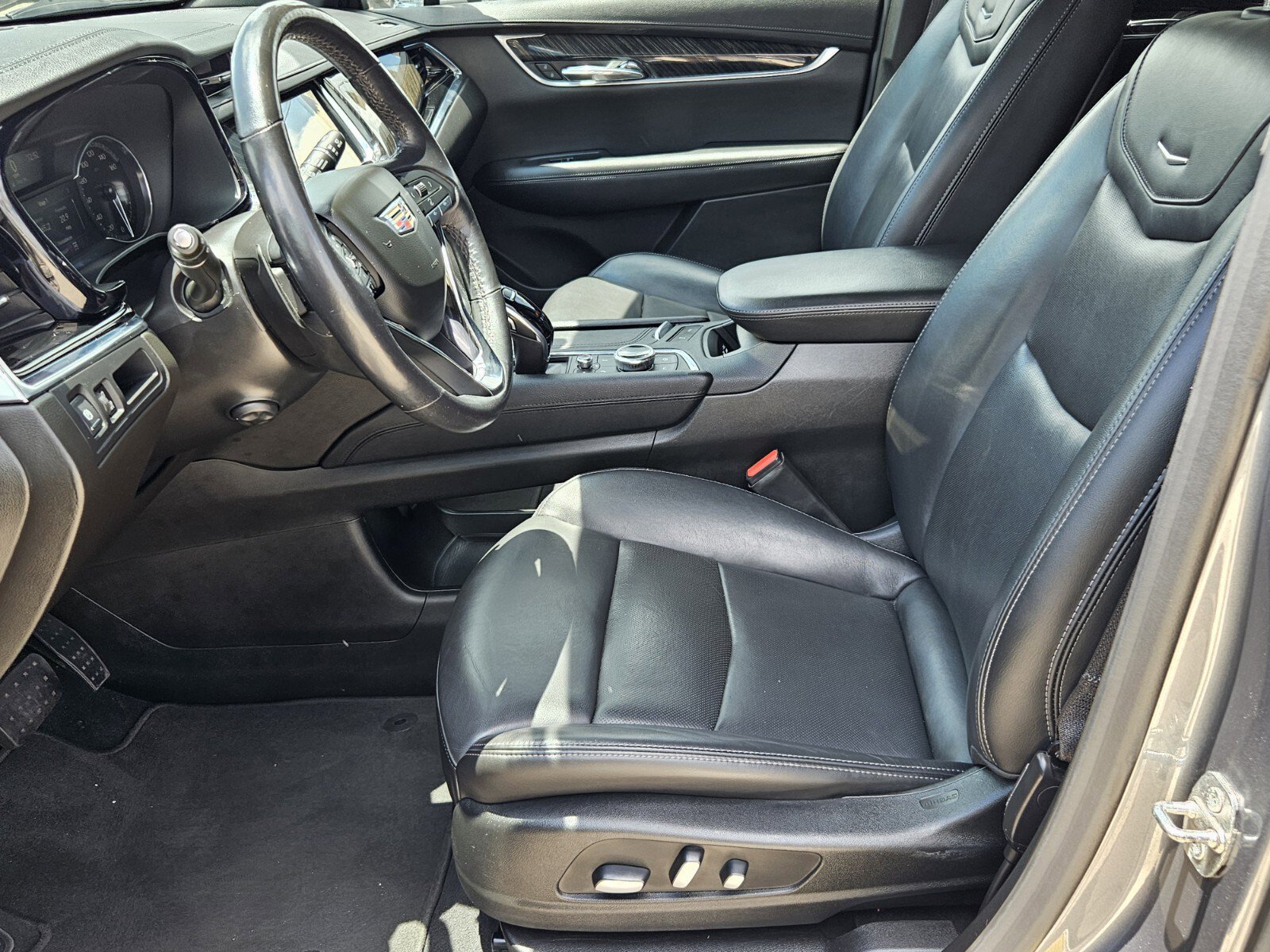 2022 Cadillac XT6 Premium Luxury photo 4