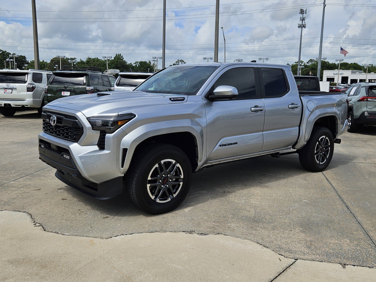 2025 Toyota Tacoma TRD Sport Double Cab photo 3