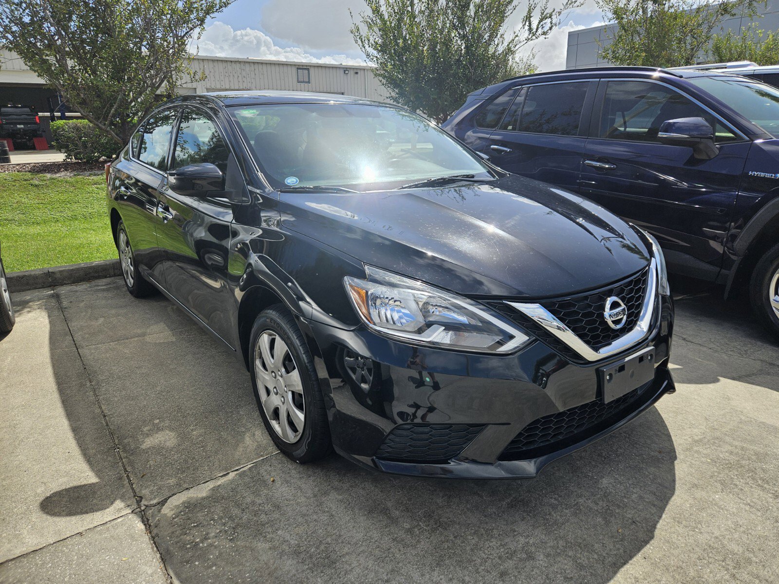 2018 Nissan Sentra S photo 3