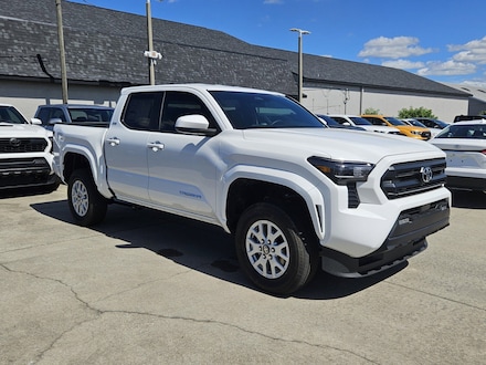 2025 Toyota Tacoma SR5 4X2 DOUBLE CAB