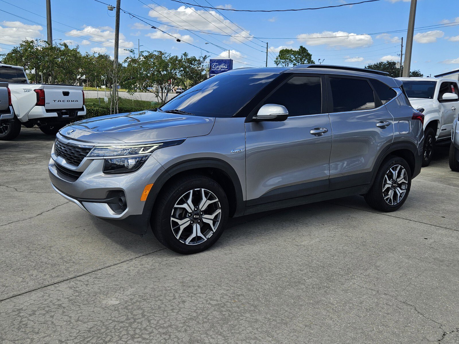 2021 Kia Seltos EX photo 3