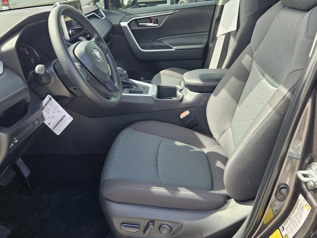 New 2025 Toyota RAV4 XLE XLE FWD SUV