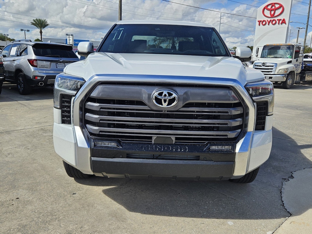 New 2026 Toyota Tundra Limited LIMITED CREWMAX 5.5