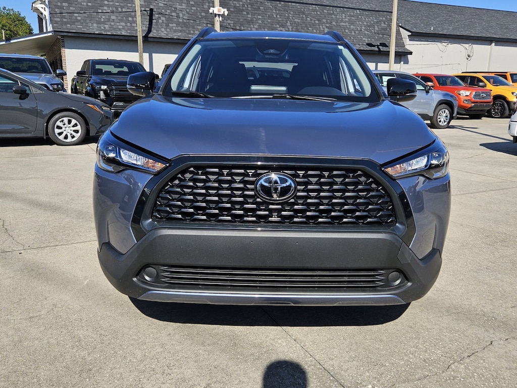 Used 2025 Toyota Corolla Cross LE SUV