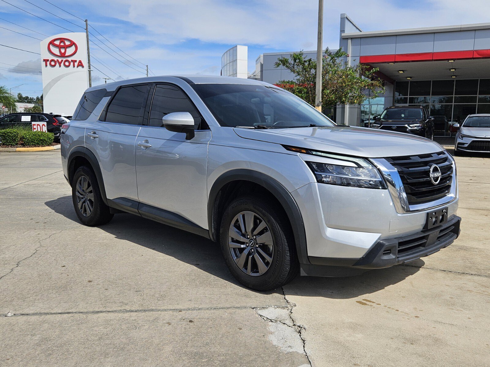 2022 Nissan Pathfinder
