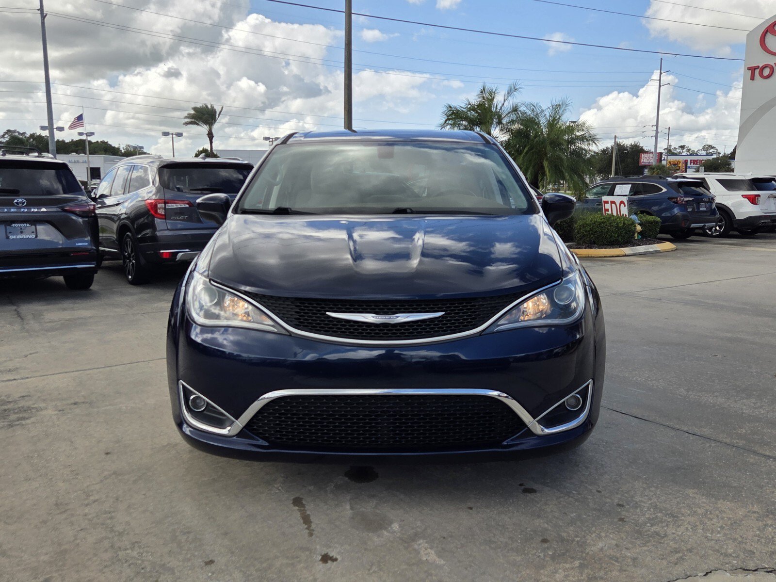 Used 2017 Chrysler Pacifica Touring-L Van