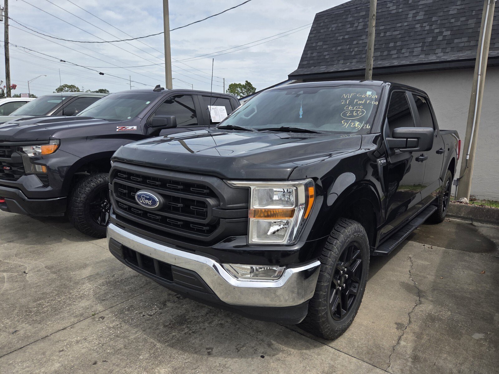 2021 Ford F-150 XL SuperCrew 5-1/2 Box's photo
