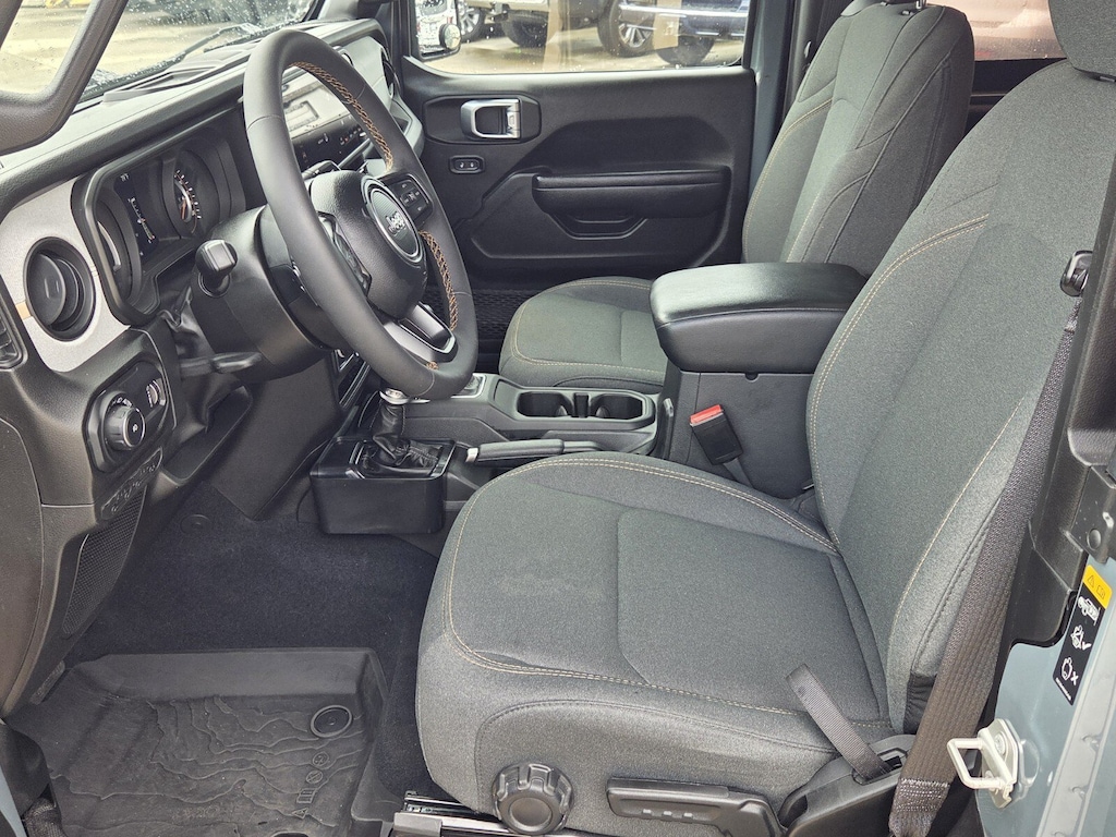 Used 2024 Jeep Wrangler Sport SUV