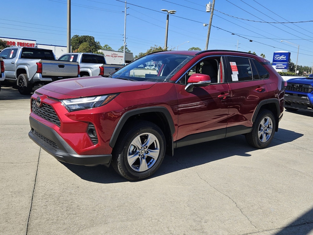 New 2025 Toyota RAV4 XLE XLE FWD SUV
