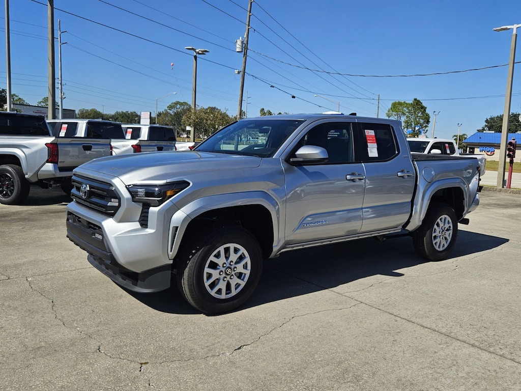 New 2025 Toyota Tacoma SR5 4X4 DOUBLE CAB