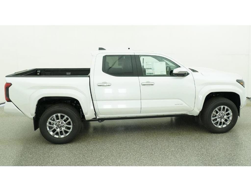 2026 Toyota Tacoma Limited - Photo 11