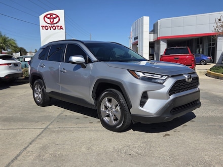 2025 Toyota RAV4 Hybrid XLE SUV