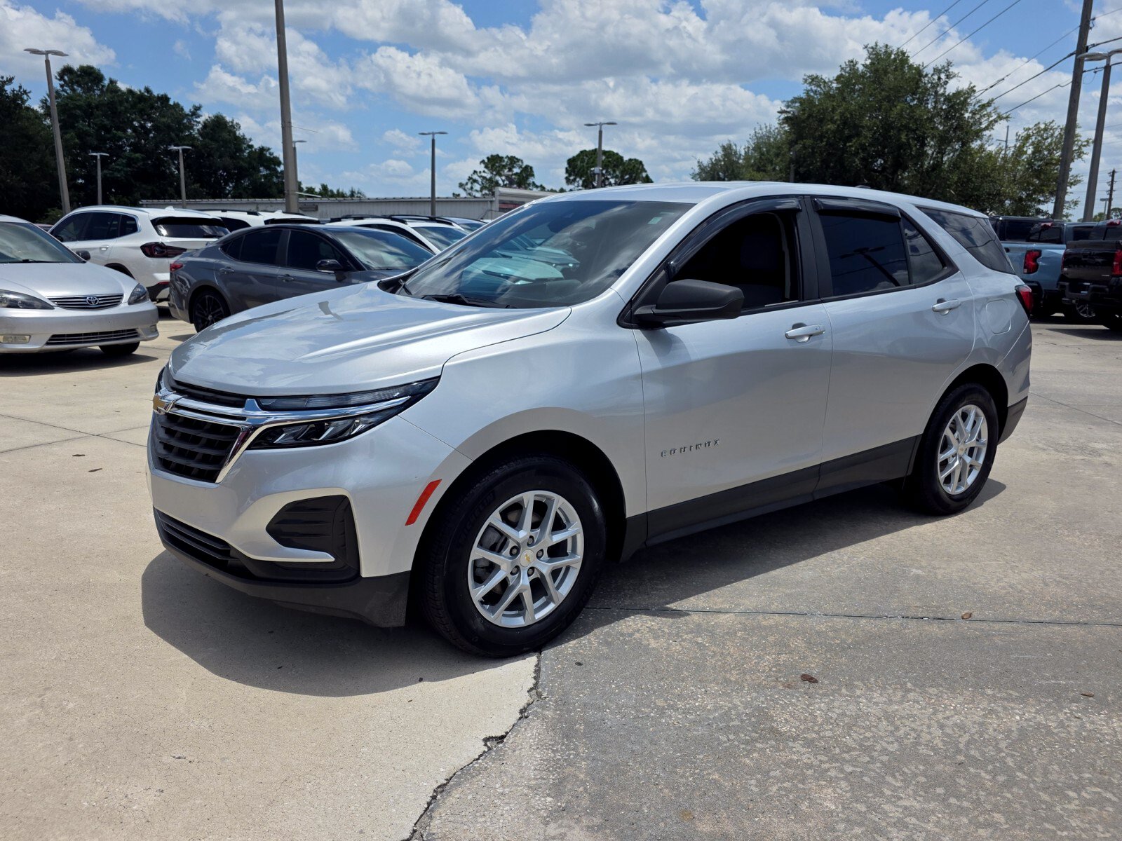 Used 2022 Chevrolet Equinox LS with VIN 2GNAXHEV0N6127565 for sale in Sebring, FL