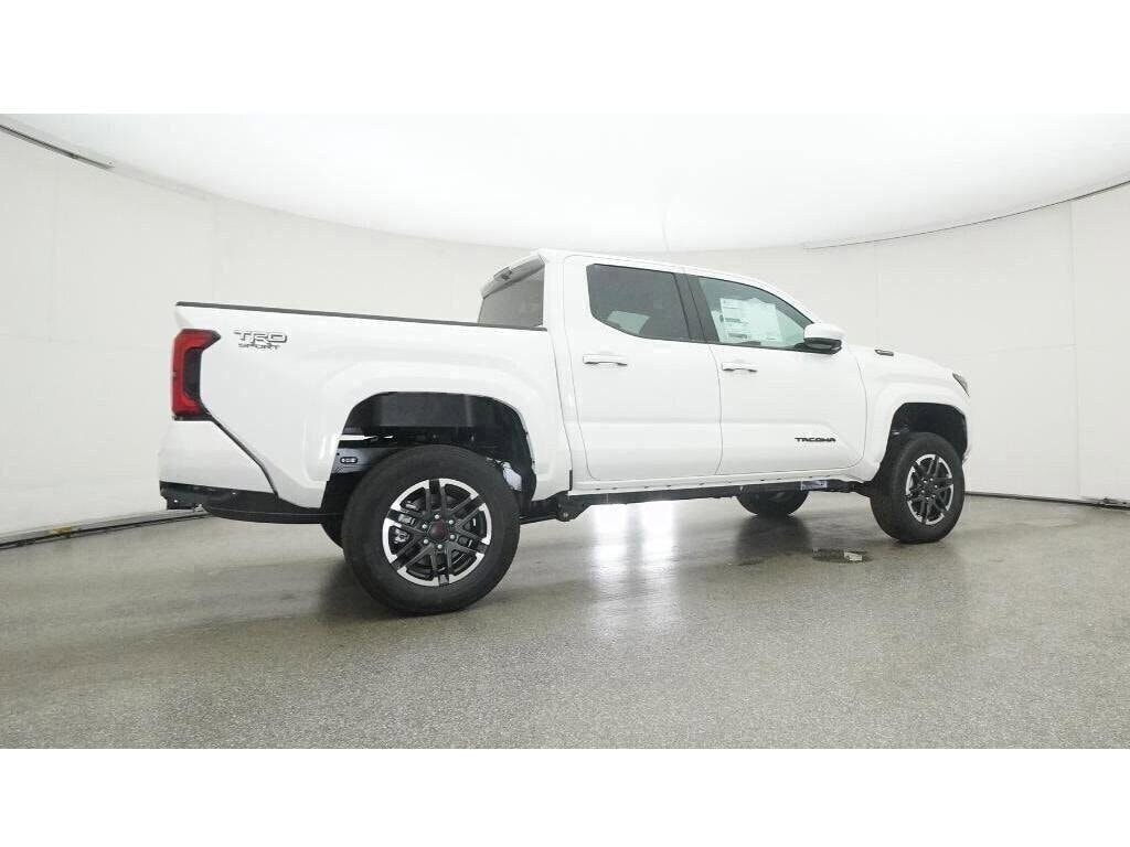 2025 Toyota Tacoma TRD Sport - Photo 19