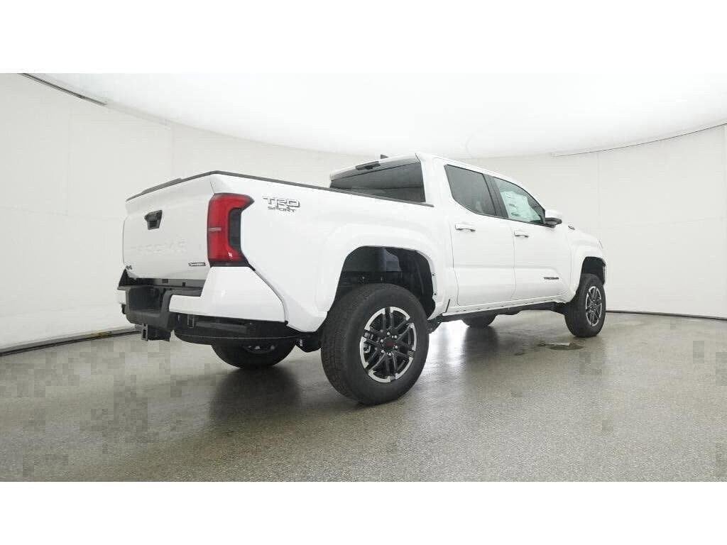 2025 Toyota Tacoma TRD Sport - Photo 18