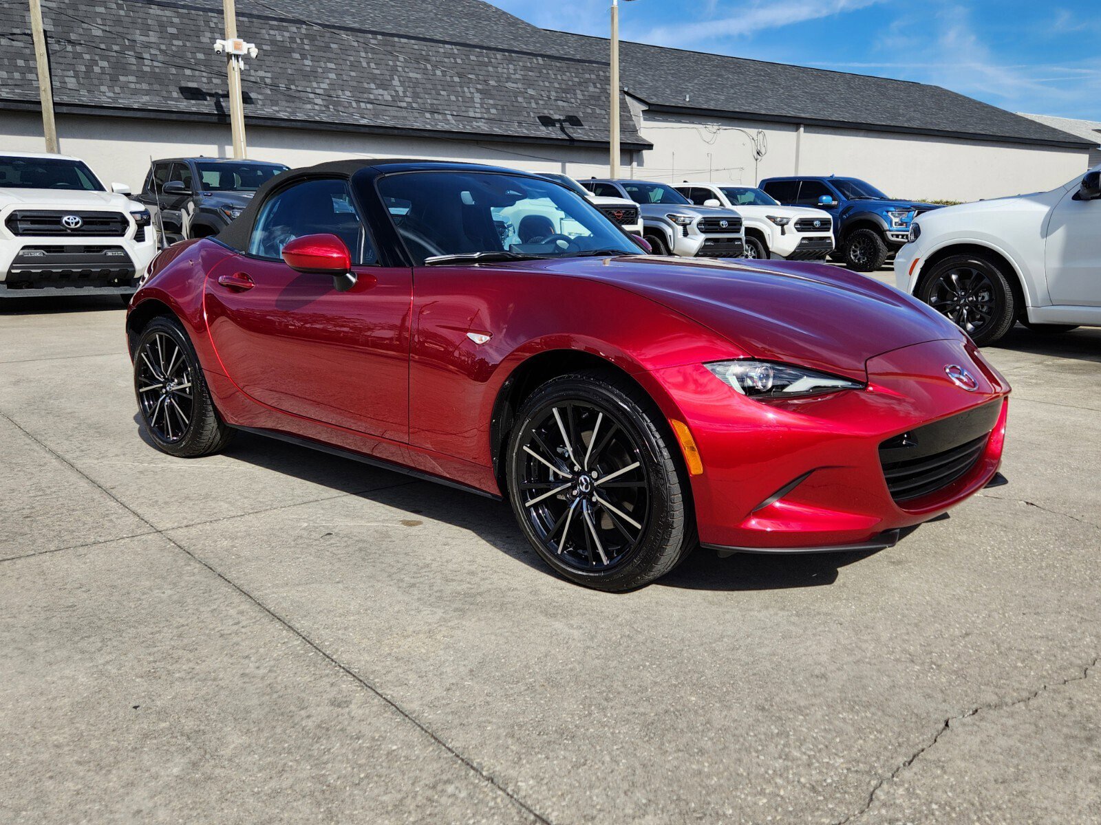 2024 Mazda MX-5 Miata Grand Touring's photo