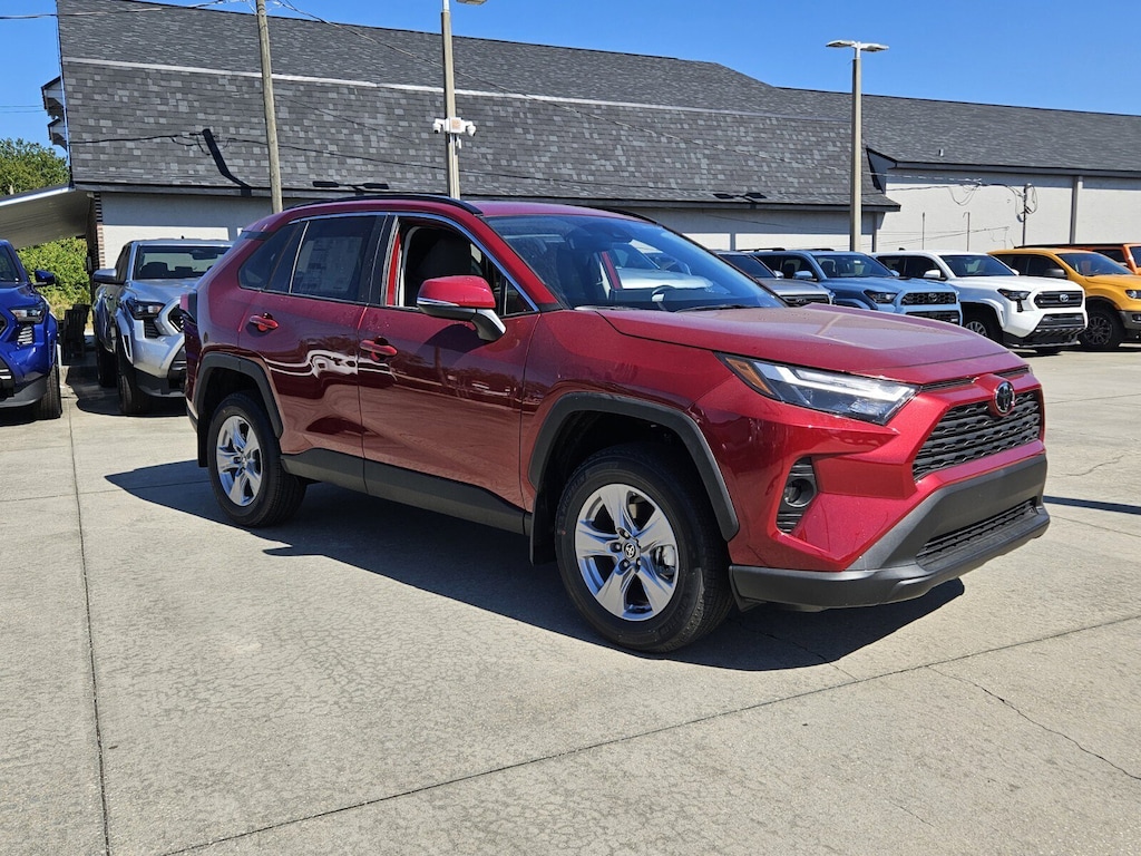 New 2025 Toyota RAV4 XLE XLE FWD SUV