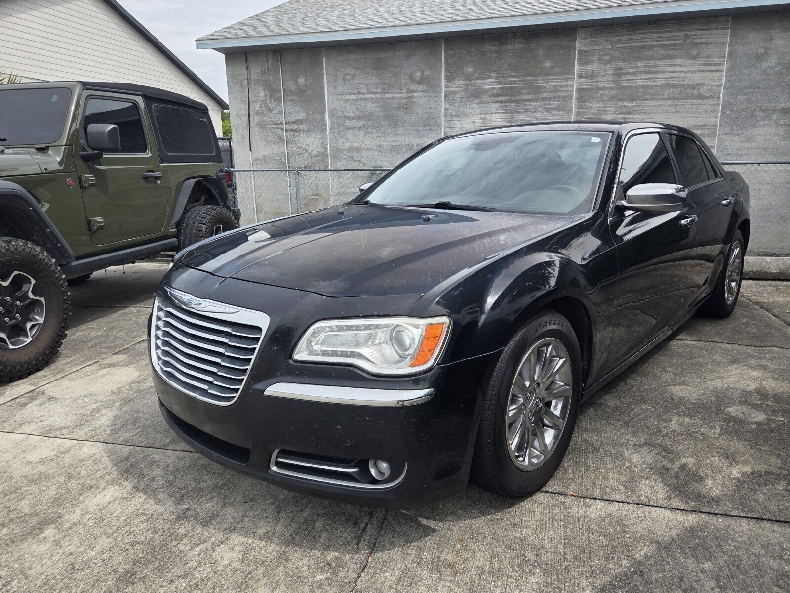2012 Chrysler 300 C HEMI's photo