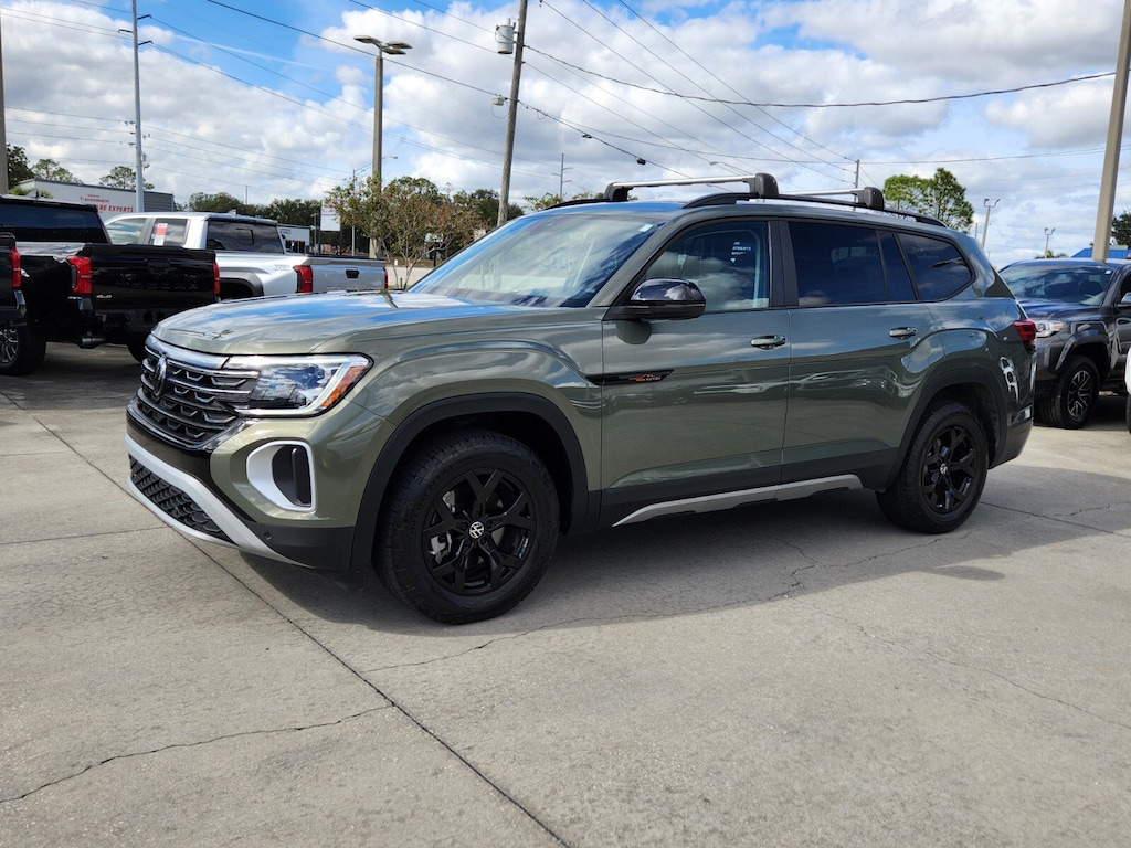 Used 2024 Volkswagen Atlas 2.0T Peak Edition SEL SUV