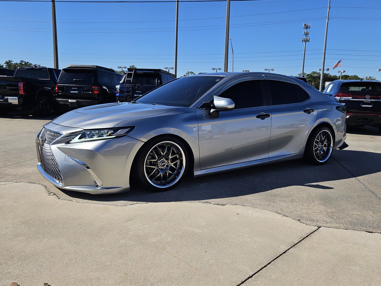 2019 Toyota Camry L photo 3