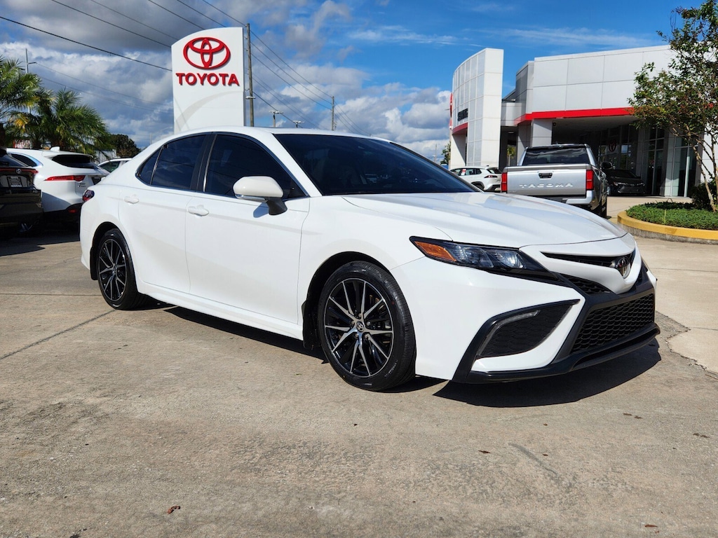 Certified 2022 Toyota Camry SE Sedan