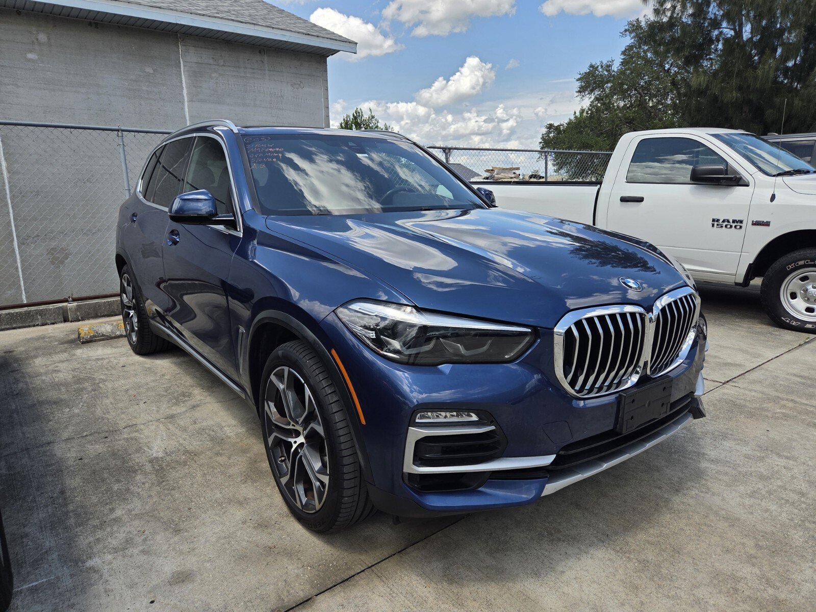 2021 BMW X5 sDrive40i's photo