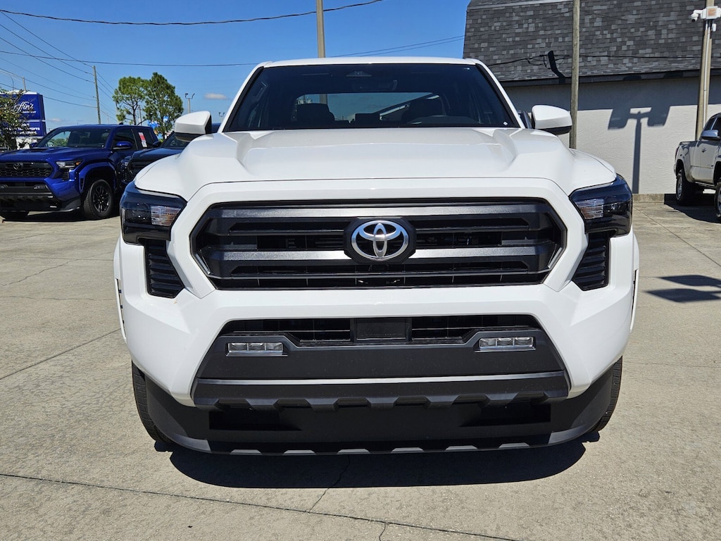 New 2025 Toyota Tacoma SR5 4X2 DOUBLE CAB