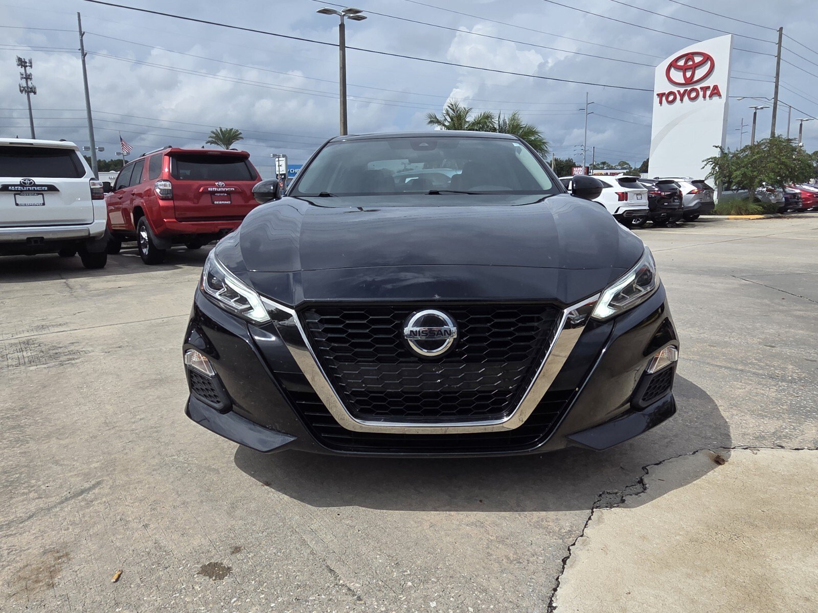 Used 2022 Nissan Altima SR with VIN 1N4BL4CV0NN376521 for sale in Sebring, FL